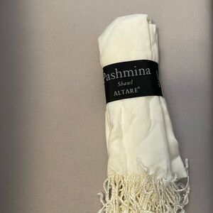 Cream pashmina shawl